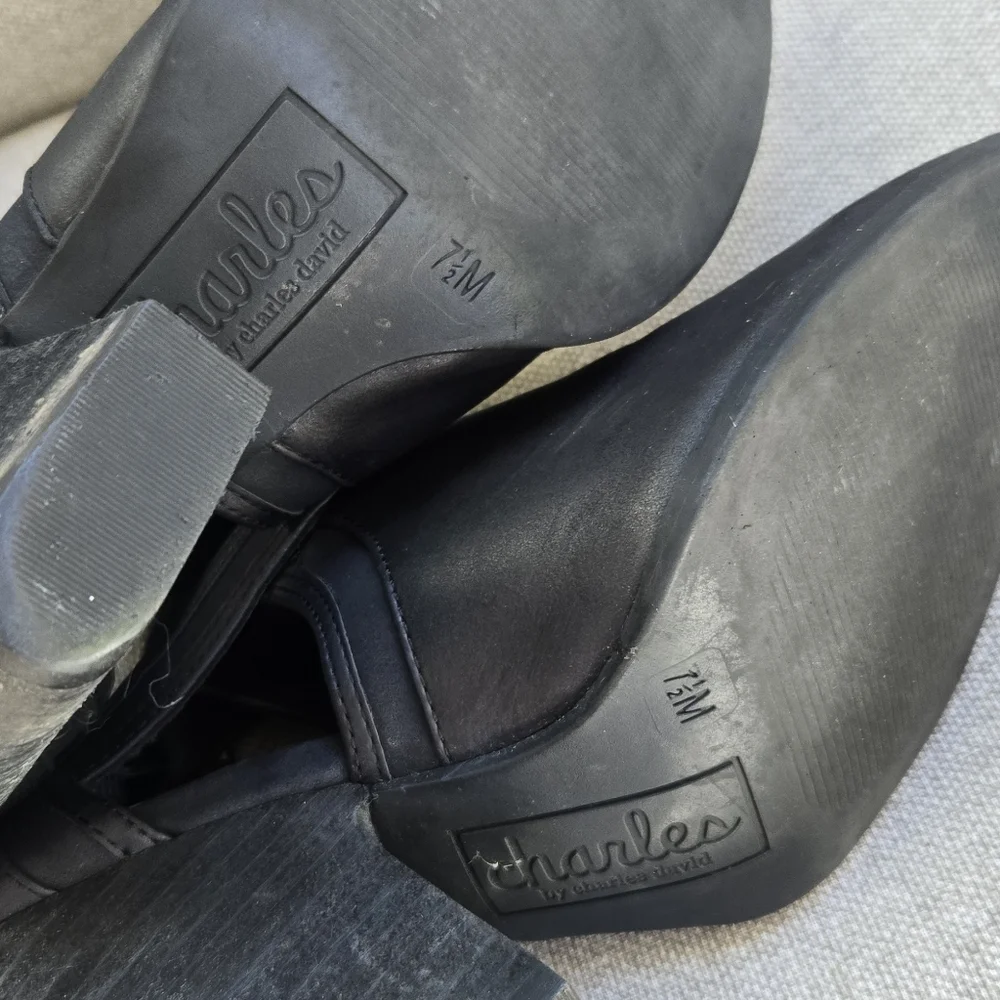 Charles By Charles David Black Western Booties